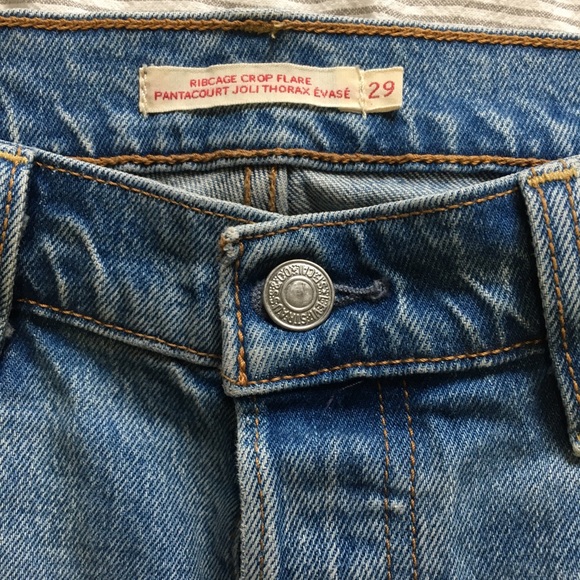 Levi's Ribcage High-Rise Crop Flare Jeans 29 - Picture 14 of 15